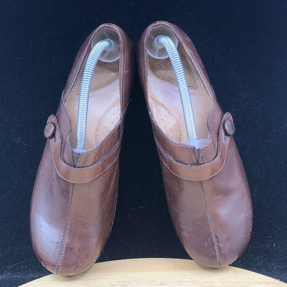 Dansko SOLSTICE Brown Leather Button Strap Professional Clogs Sz 41 / 10.5-11 - Picture 9 of 9